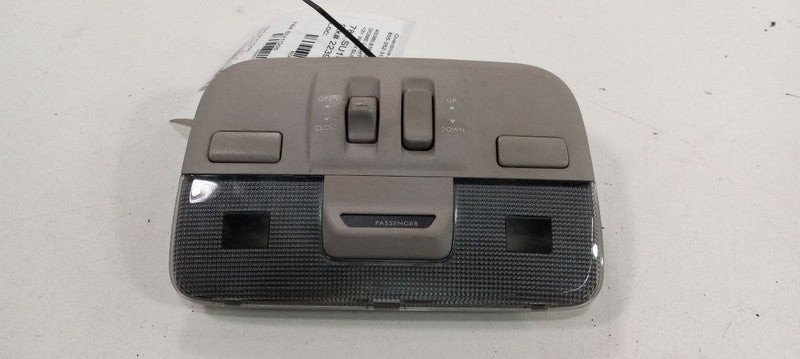 Subaru legacy Dome Light Roof Lamp 2005  OEM