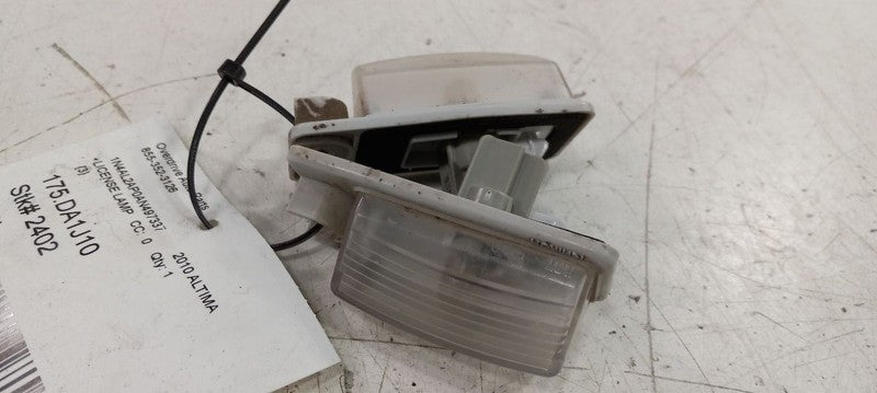 Nissan Altima License Plate Light Lamp 2010 2009 2008 2007