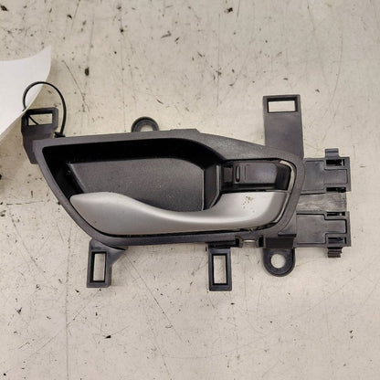 Honda CR-V Door Handle Right Passenger Rear Interior Inside  2019 2018