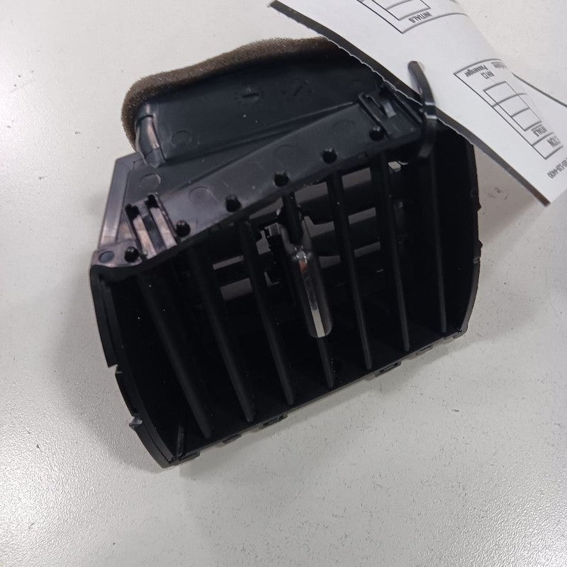 Mitsubishi Outlander Dash Air Vent Center Middle  2020 2021 2022 2023 