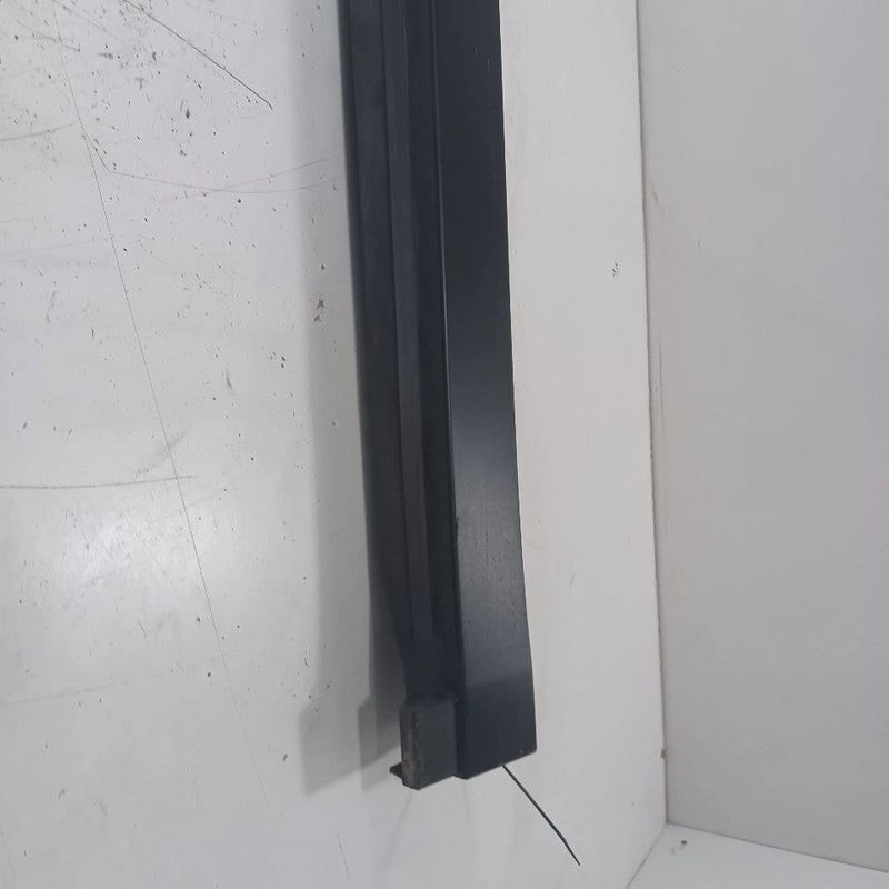 Nissan Kicks Rocker Panel Trim Cover Molding Skirt Right Passenger Sid