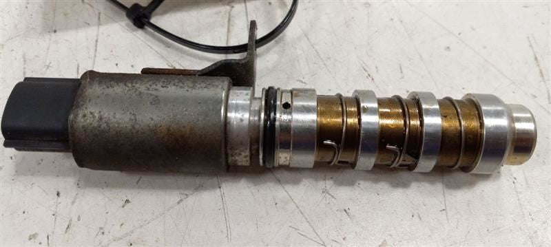 Nissan Rogue Variable Timing Gear Oil Control Valve Solenoid Cylinder Head 2012 