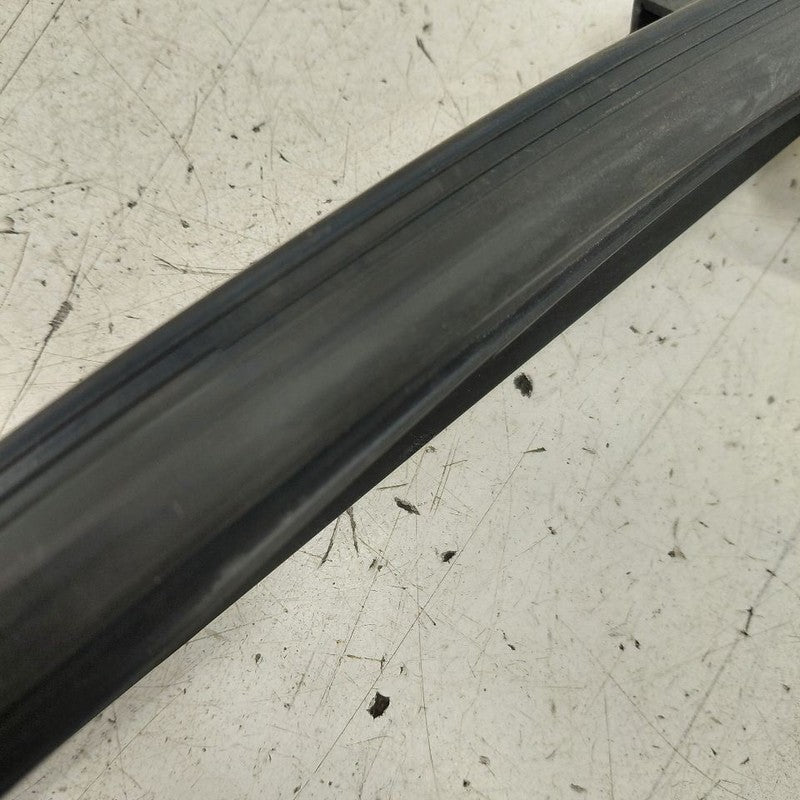 Hyundai Veloster Door Glass Window Seal Rubber Right Passenger Rear Ba