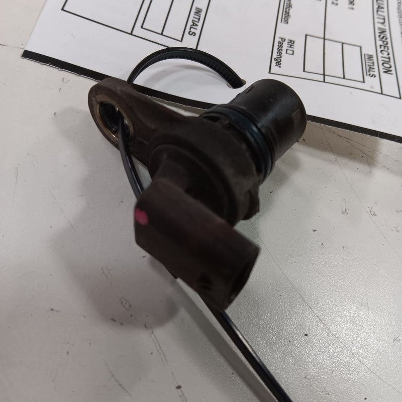Fiat 500 Camshaft Cam Shaft Position Sensor  2016 2017 OEM