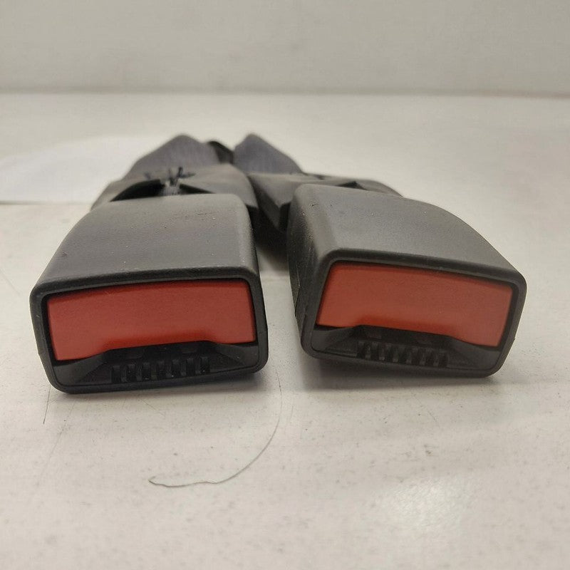 Chevy Trax Seat Belt Buckle Latch Right Passenger Rear Back  2022 2021