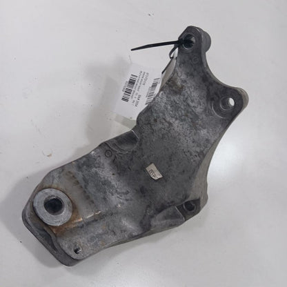 Ford Mustang 2.3 Engine Motor Mount Bracket Right Passenger  2015 2016