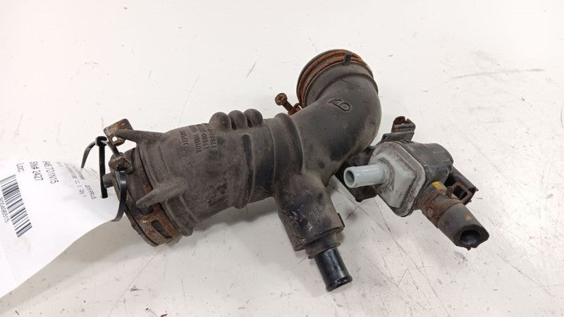 Toyota Prius Air Cleaner Tube    2012 2013 2014 2015 OEM