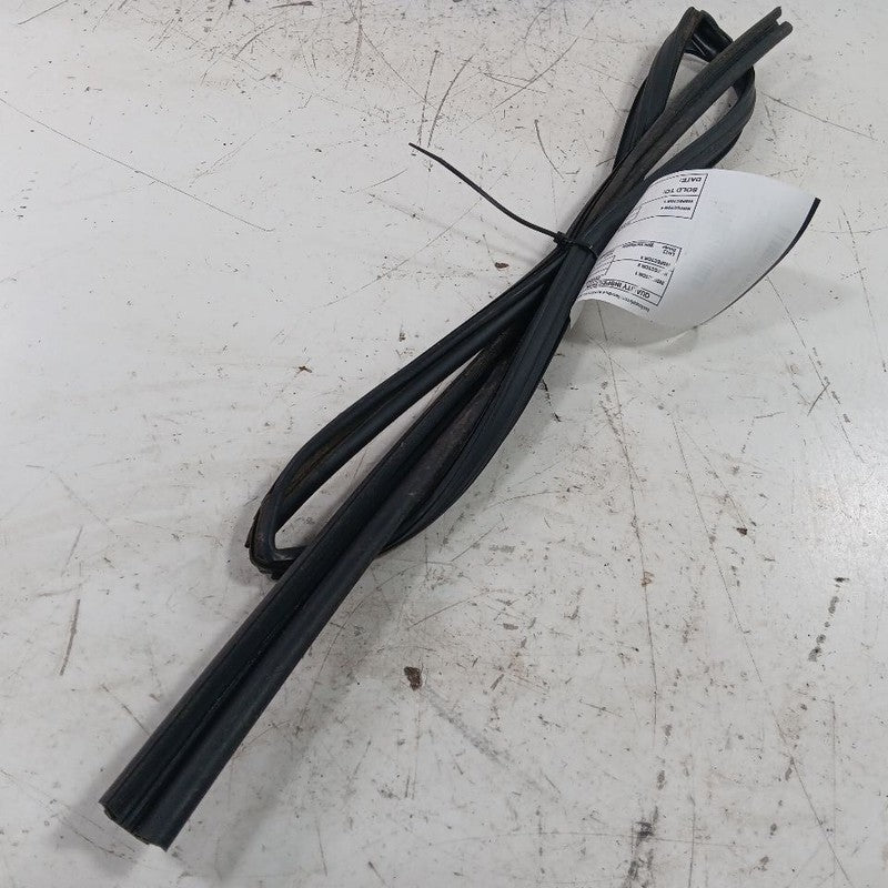 Toyota Corolla Door Glass Window Seal Rubber Left Driver Rear Back  20
