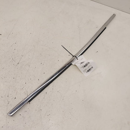 Jeep Cherokee Door Glass Window Weather Strip Trim Front Right Passeng