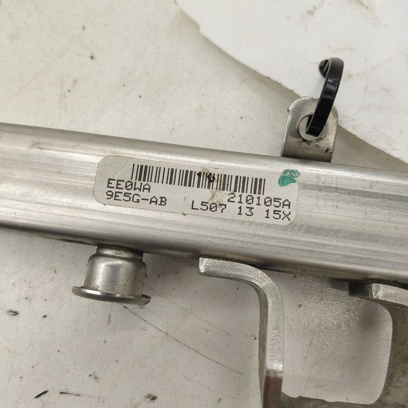 Ford Escape Fuel Rail Injection Injector Mount Bar  2.5 2020 2021 2022