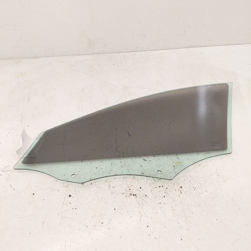 Passenger Right Front Door Glass Window VIN Y 1st Digit SWB Fits 14-18