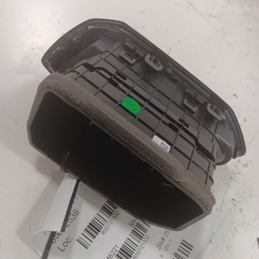 Chevy Trailblazer Dash Air Vent Left Driver  2021 2022 2023 2024 2025
