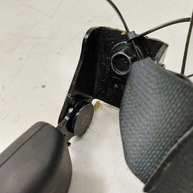 Kia Optima Seat Belt Buckle Latch Left Driver Rear Back  2018 2017 201