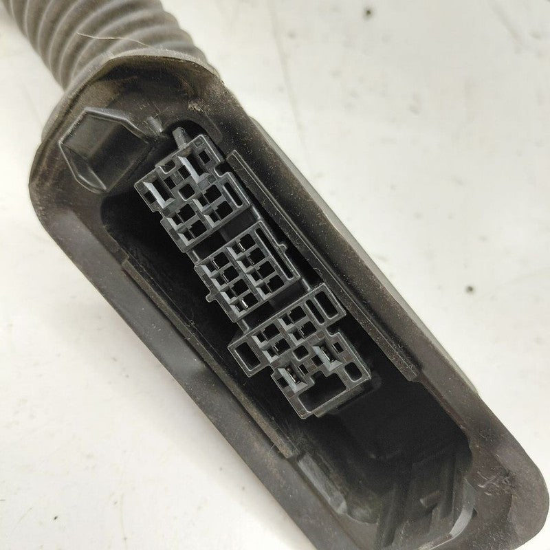 Buick Encore GX Door Harness Wire Wiring Left Driver Rear  2020 2021 2