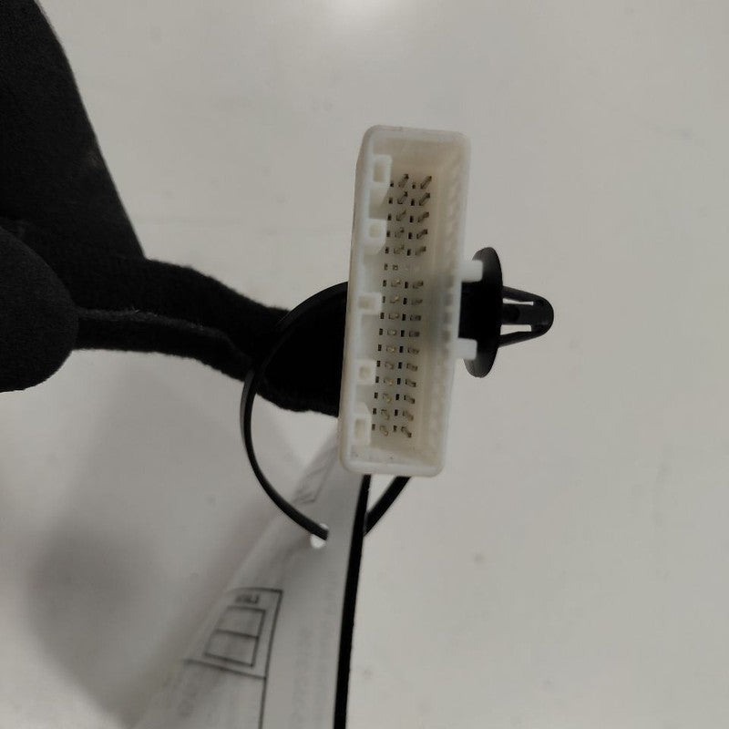 Kia Sorento Center Console Extension Wire {BK84653C5010} 2018 2017 201