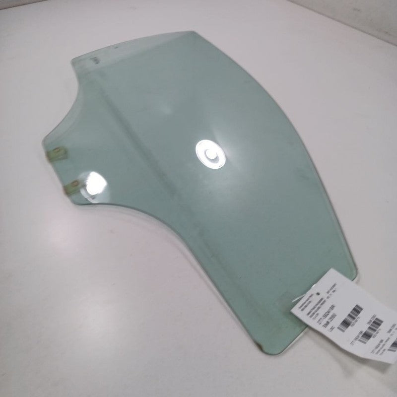 Passenger Right Front Door Glass Window Fits 12-17 Hyundai Accent OEM