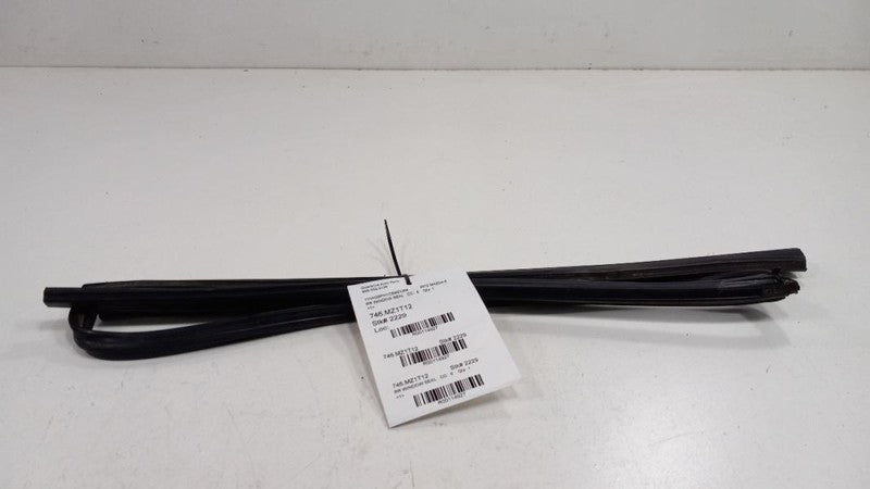 Mazda 6 Door Glass Window Seal Rubber Right Passenger Rear Back 2013 2