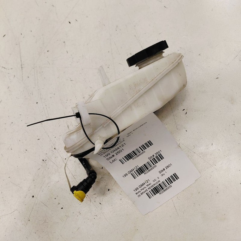 Buick Encore GX Brake Reservoir  2020 2021 2022 2023