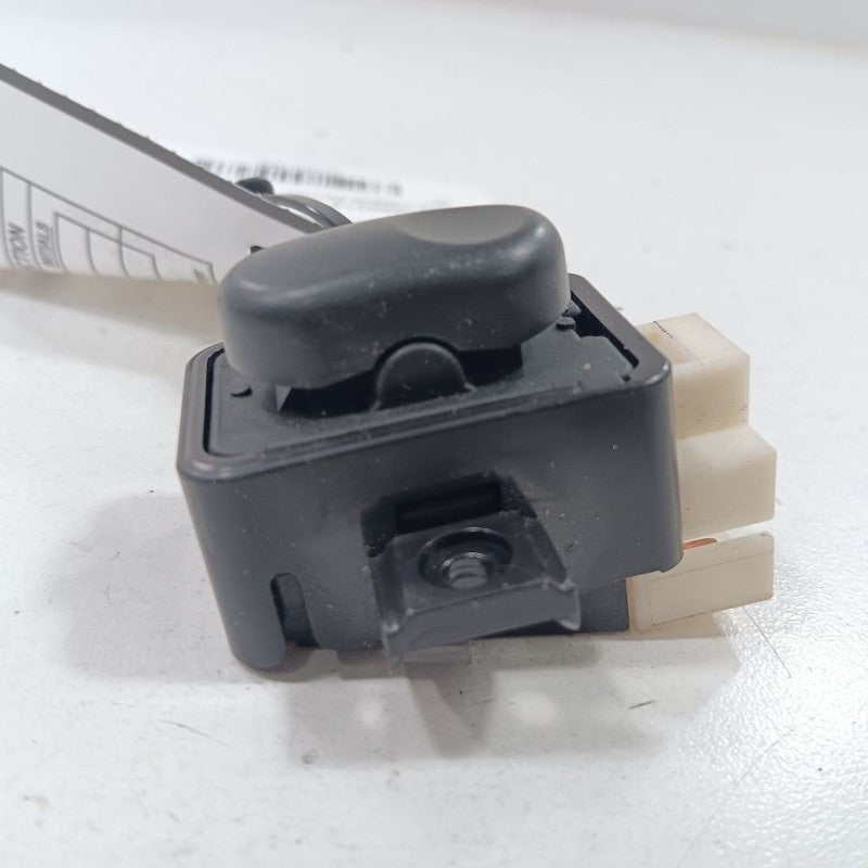 Buick Encore Seat Lumbar Switch  2019 2018 2017