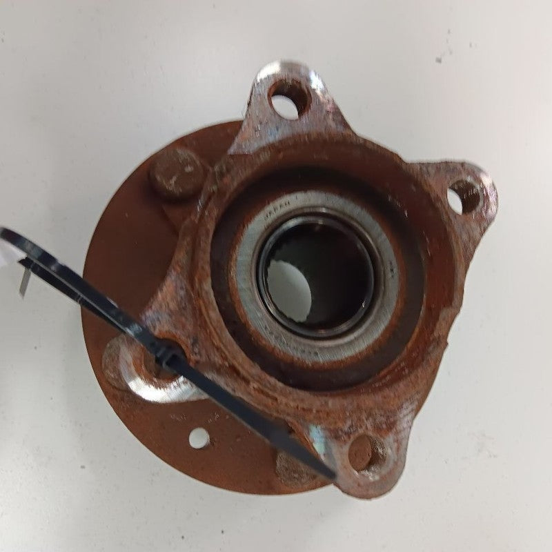 Mazda CX-3 Passenger Right Rear Spindle Knuckle Bearing Hub  2016 2017