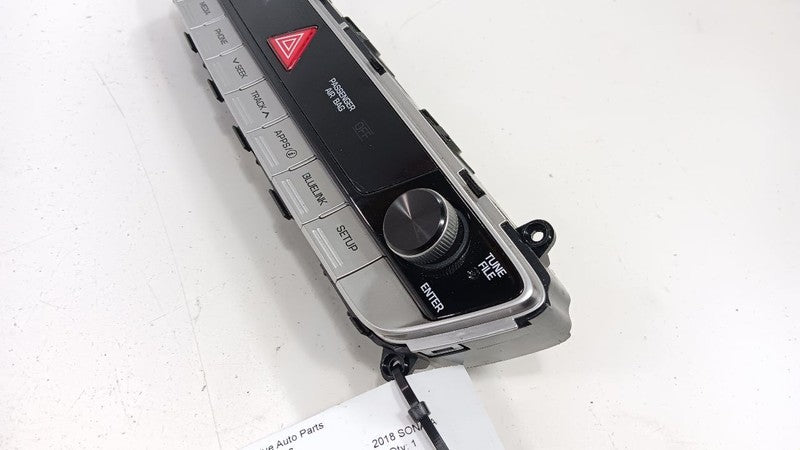 94510C2AA04XZ Screen Control Panel And Clock US Built Fits 18-19 SONATA