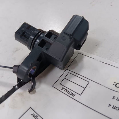 Mitsubishi Outlander Camshaft Cam Shaft Position Sensor  2020 2021 202