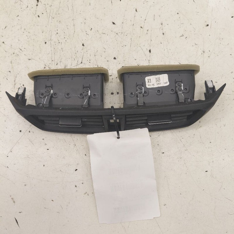 Honda CR-V Dash Air Vent Center Middle  2019 2018 2017