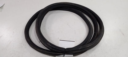 Santa Fe Trunk Lid Hatch Door Rear Back Rubber Seal 2017 2018 2019