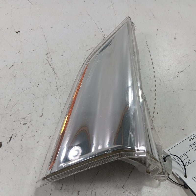 Passenger Right Front Side Marker Fender Mounted 13-17 Nissan LEAF