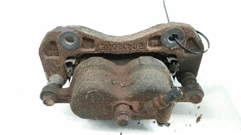 5818039A00 Driver Left Front Brake Caliper 2/12/03 Fits 01-03 Hyundai XG Series