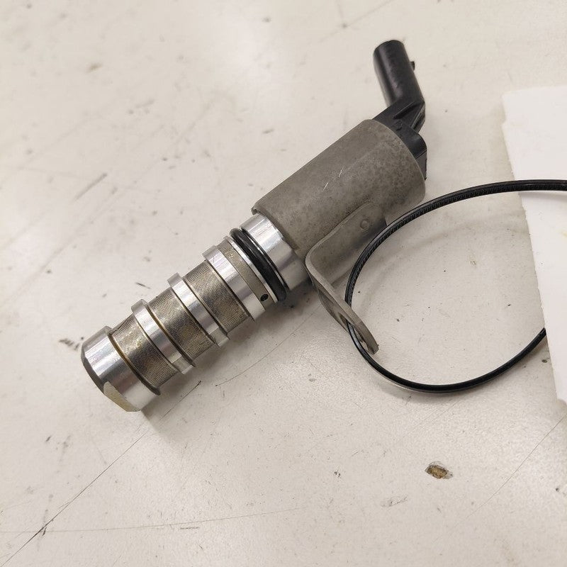 Chevy Volt Variable Timing Gear Oil Control Valve Solenoid Cylinder He