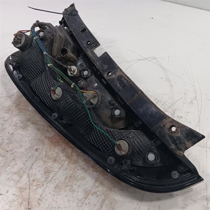 Driver Left Tail Light Brake Lamp Model Incandescent Fits 14-19 Kia Soul