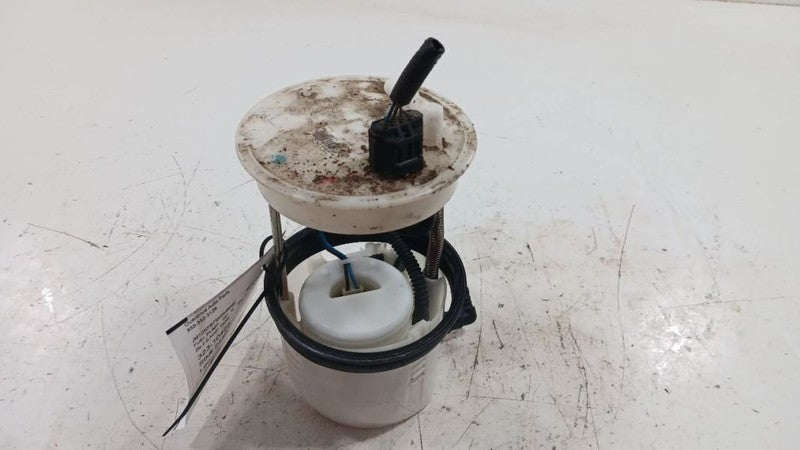 PELL1335ZA Gas Fuel Pump Assembly Fits 2016 2017 2018 2019 MAZDA CX-3