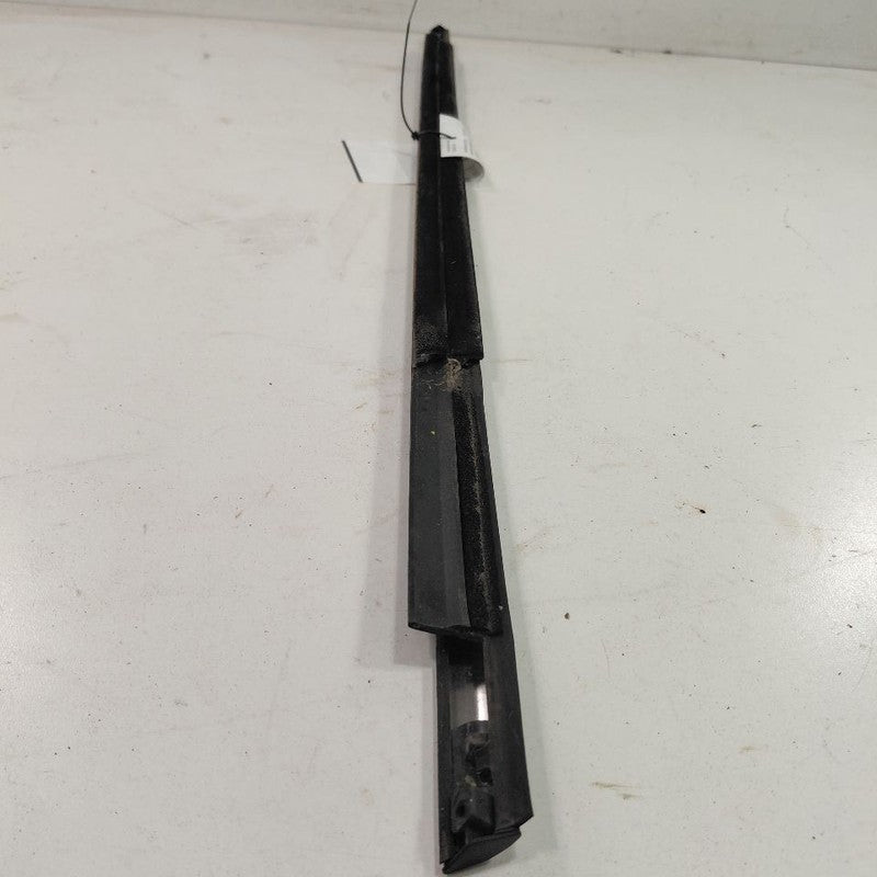 Ford Fusion Door Glass Window Weather Strip Trim Front Left Driver  20
