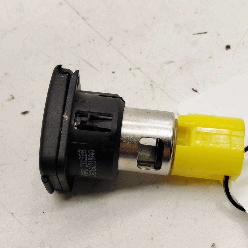 Ford Escape 12V Power Port Socket  2022 2023 2024
