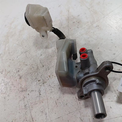 Brake Master Cylinder Fits 16 MAZDA CX-3