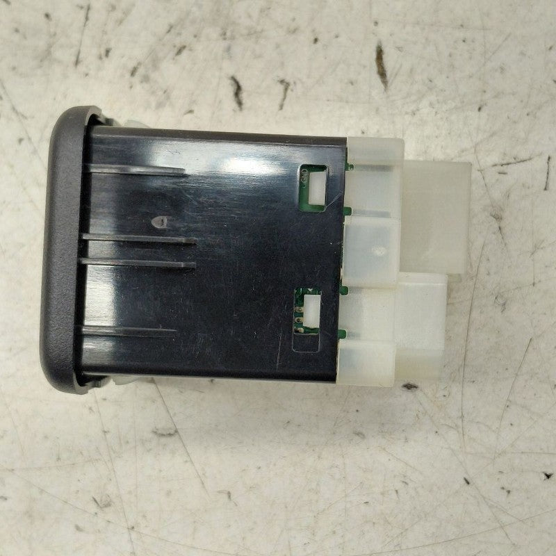 Chevy Trax USB Plug In Hub Port  2022 2021