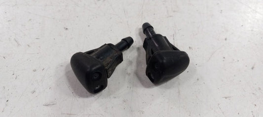 Hyundai XG350 Windshield Wiper Washer Fluid Hood Sprayer Nozzles 2003 2004 2005