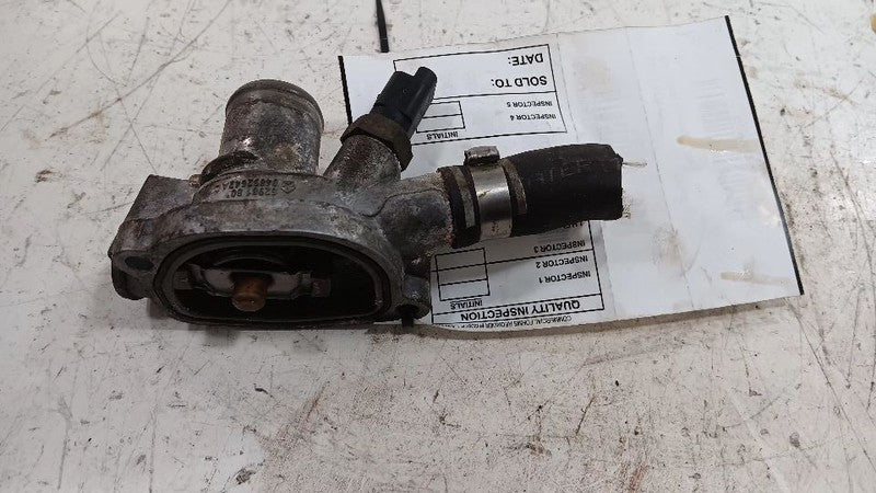 Fiat 500 Thermostat Housing Mount Bracket  2012 2013 2014 2015 2016 20