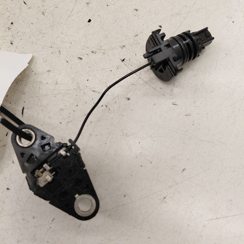Toyota Prius Engine Oil Level Sensor 1.8 2022 2021 2020
