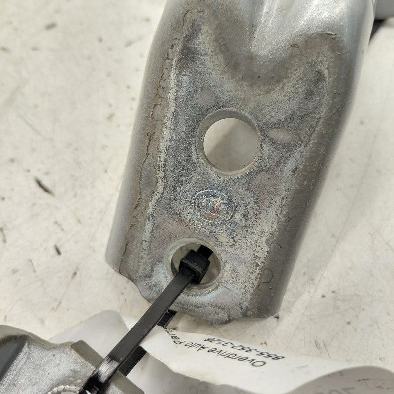 Kia Sorento Door Hinge Set Right Front Passenger  2018 2017 2016