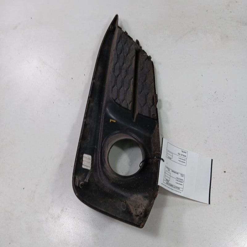 Honda Civic Front Bumper Fog Light Insert Trim Bezel Left Driver Side 