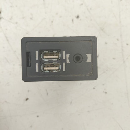 Lexus IS350 USB Plug In Hub Port  2020 2019 2018