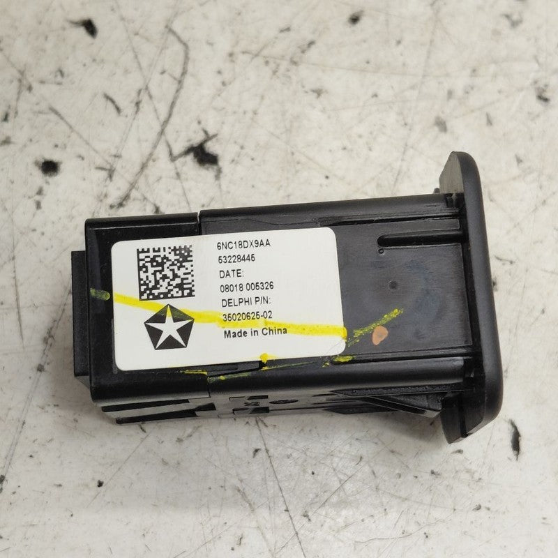 Jeep Cherokee USB Plug In Hub Port  2019 2020 2021