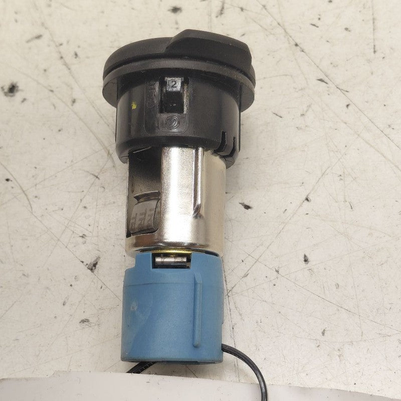 2018 Fiat 500 X Model 12V Power Port Socket