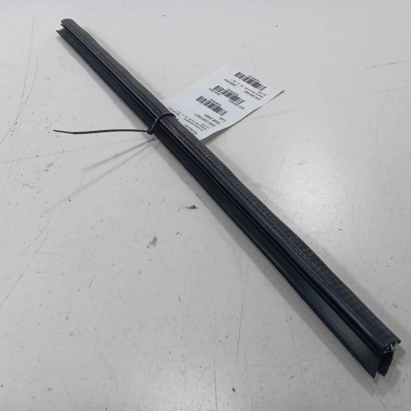 Chevy Malibu Right Rear Weather Strip Interior  2019 2020 2021 2022 2023 2024
