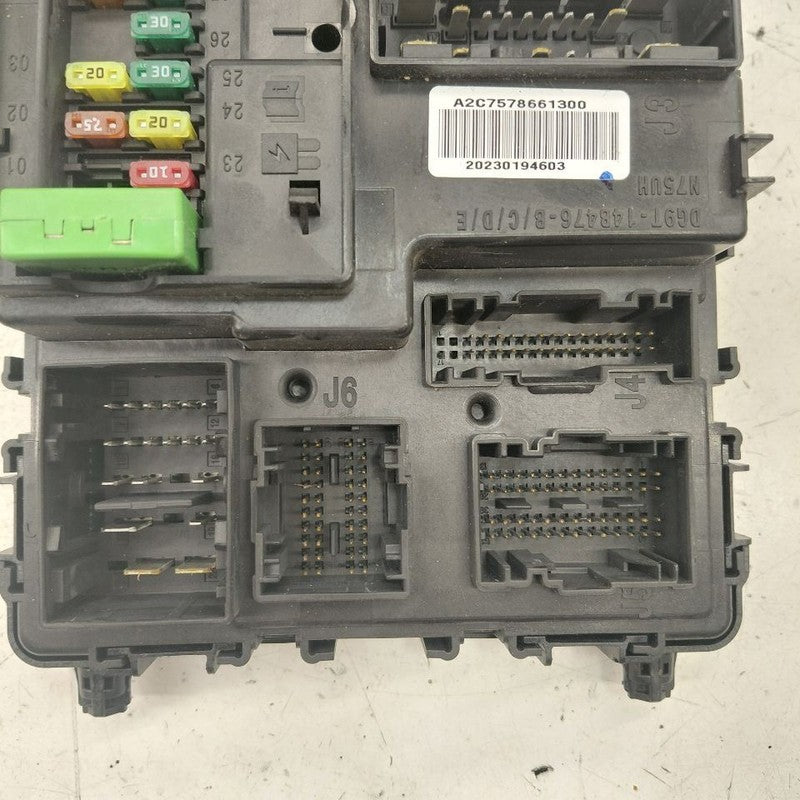 Ford Edge Cabin Fuse Box Interior Inner Under Dash  2019 2020 2021 202