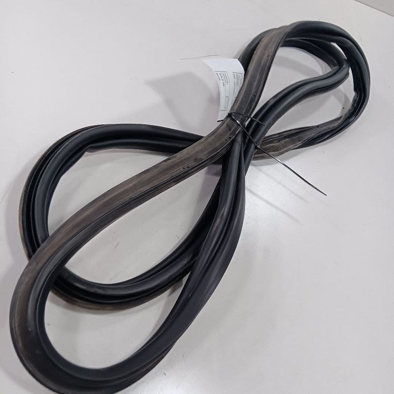 Jeep Compass Trunk Lid Hatch Door Rear Back Rubber Seal  2018 2019 2020 2021