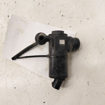 Honda CR-V Windshield Washer Wash Fluid Reservoir Motor Pump Electric 