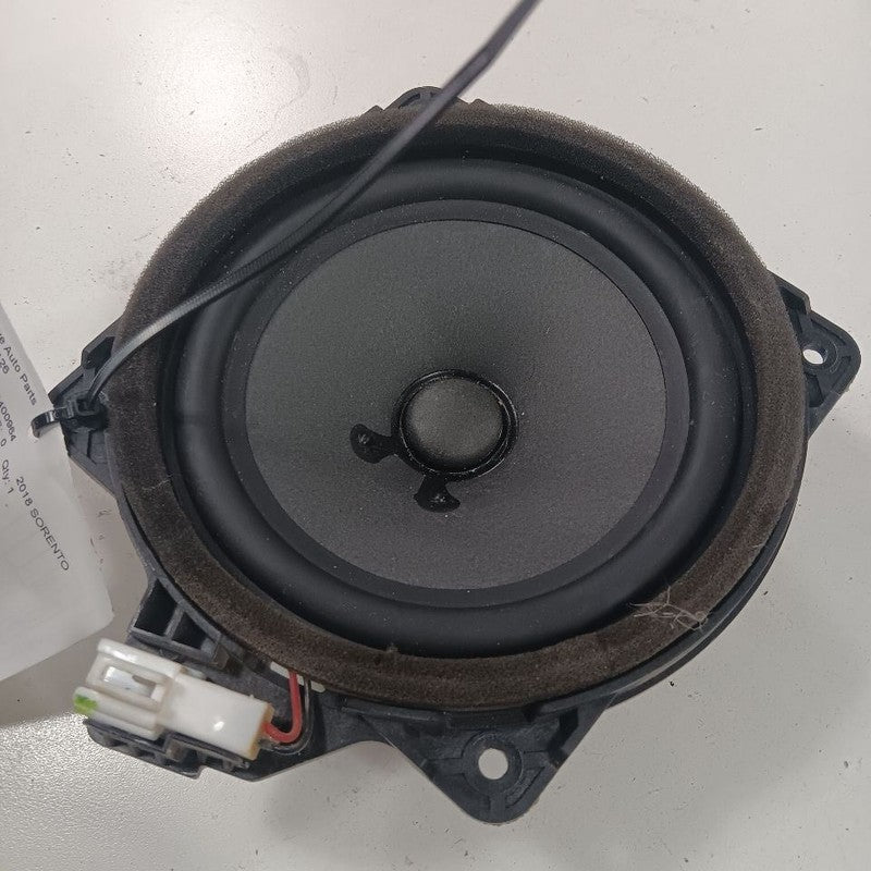 Kia Sorento Speaker Right Passenger Rear  2018 2017 2016